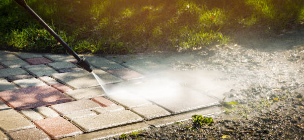 Professional Pressure washing in Redwood, OR